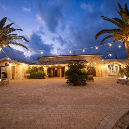 Casale Della Contea ξενώνας Μόντικα Εξωτερικό φωτογραφία
