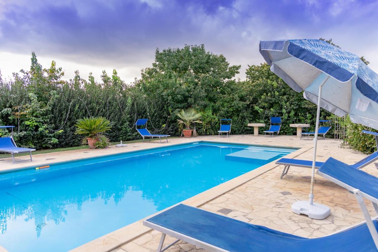 Casale Della Contea ξενώνας Μόντικα Εξωτερικό φωτογραφία