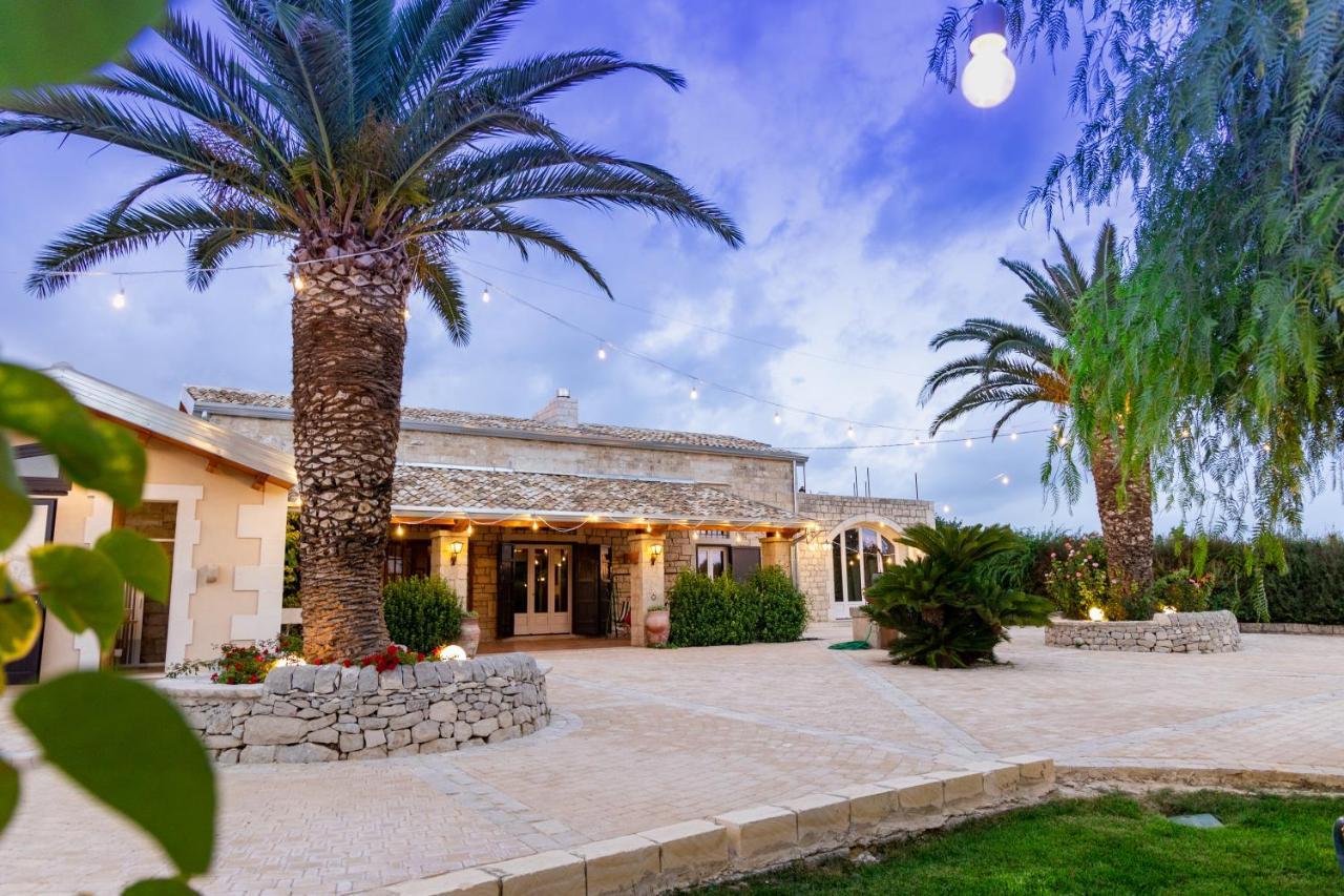 Casale Della Contea ξενώνας Μόντικα Εξωτερικό φωτογραφία