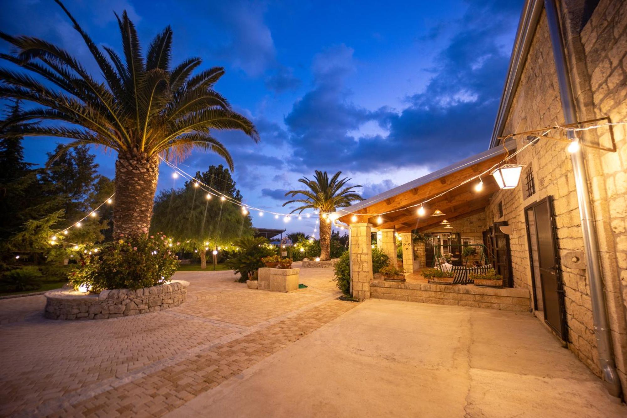 Casale Della Contea ξενώνας Μόντικα Εξωτερικό φωτογραφία