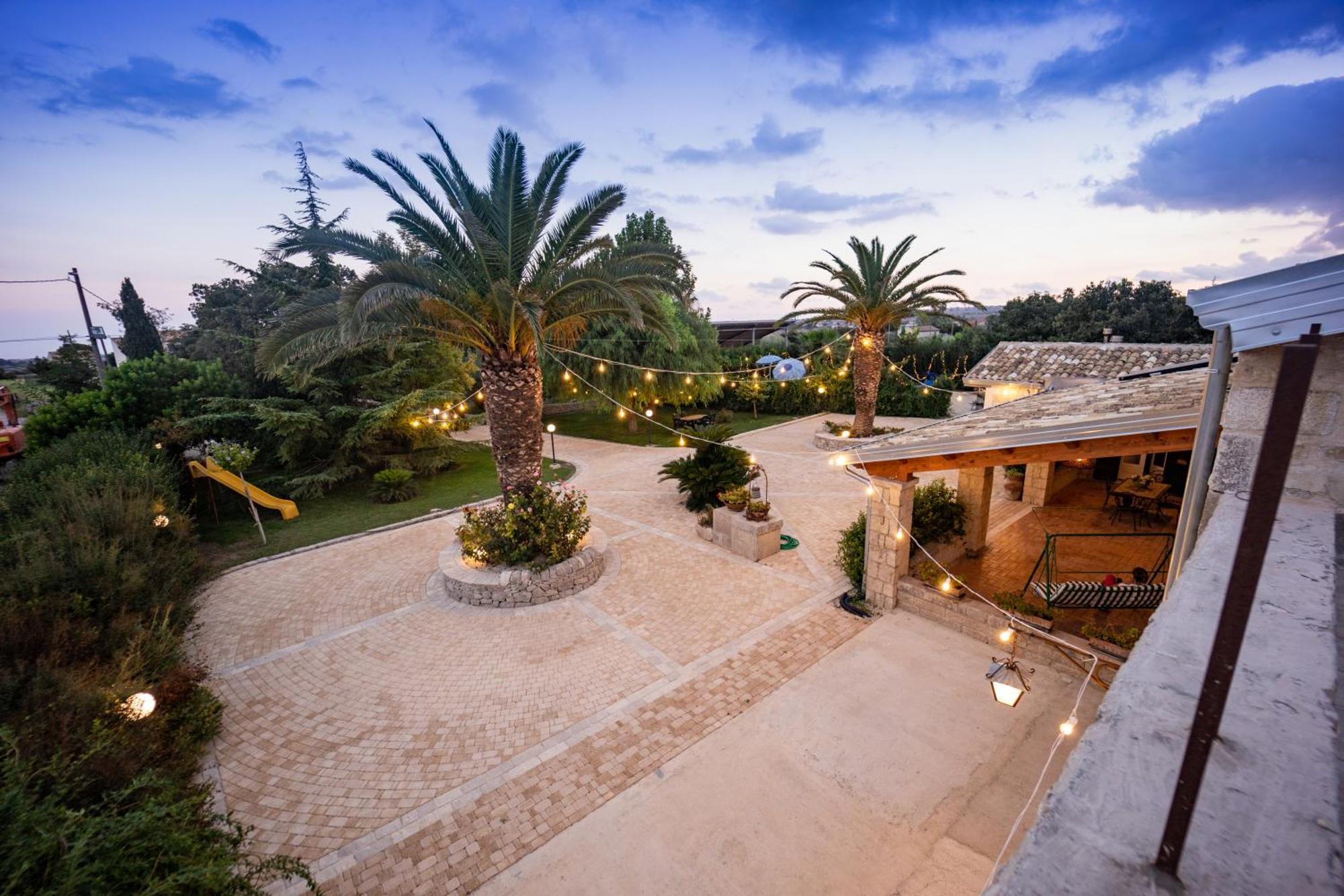 Casale Della Contea ξενώνας Μόντικα Εξωτερικό φωτογραφία